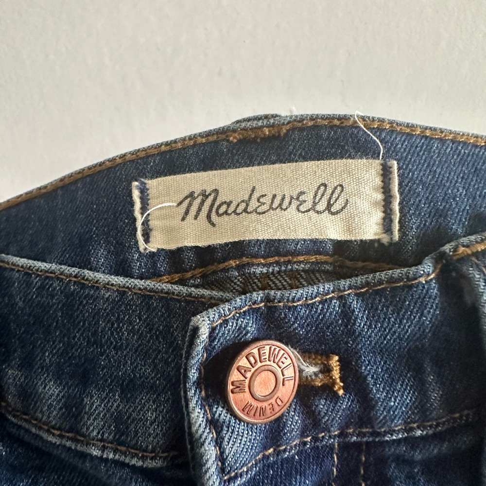 Madewell High-Rise Denim Jean Shorts in Malden Wash size 26 EUC - Picture 10 of 11